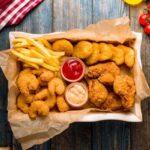 CHICKEN NUGGETS, CHIPS & DRINKS